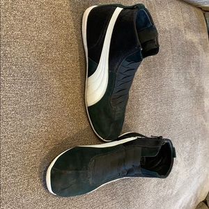 Women’s Puma Sneakers